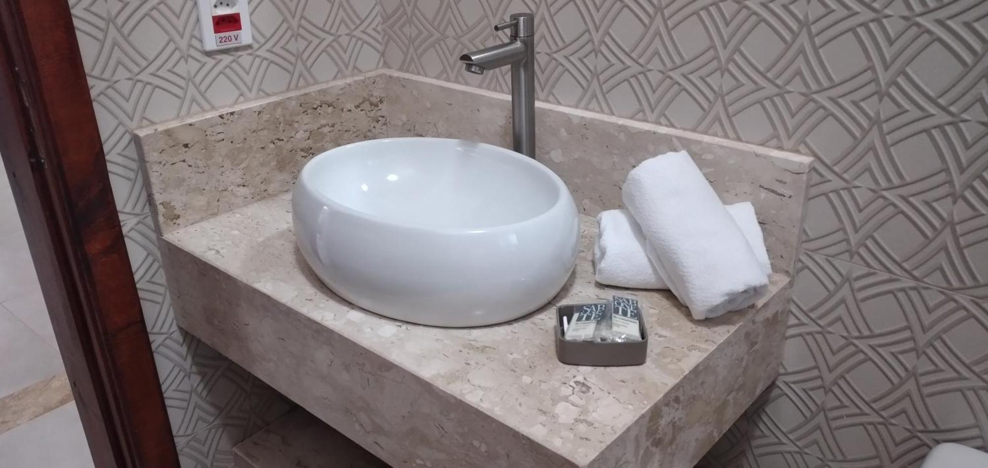 Minha Casinha Azul Na Represa Villa Paranapanema Dış mekan fotoğraf
